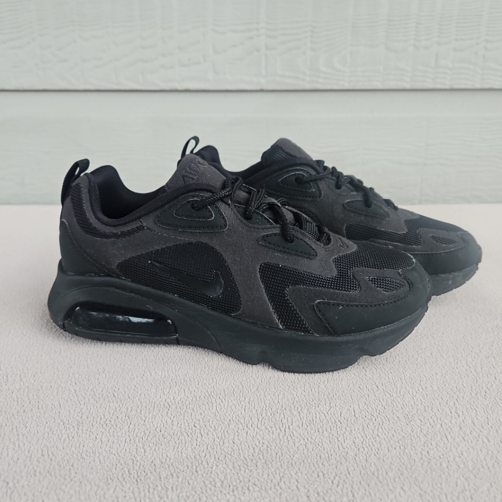 Nike Air Max 200 Women SZ 6 Double Black Sneaker Athletic Low Top AT6175-003